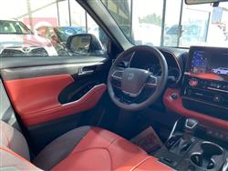 Toyota Crown Kluger